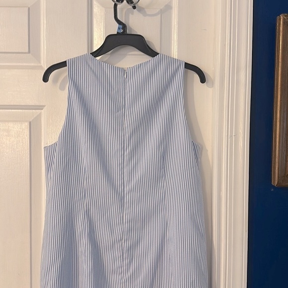 NWOT Women’s London Times Crochet Lace Panel Seersucker Stripe Shift Dress - Picture 9 of 11